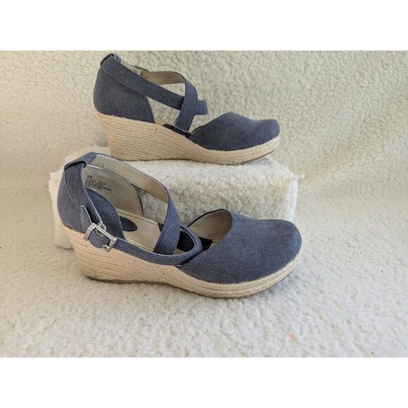 B.O.C. by Born Bree Espadrille Canvas Blue Denim Cross Ankle Straps Wedge Sz 9 - Picture 1 of 10